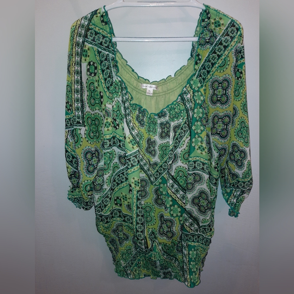 JohnPaulRichard Green and Blue Paisley Top Oversized XL Excellent Used Condition